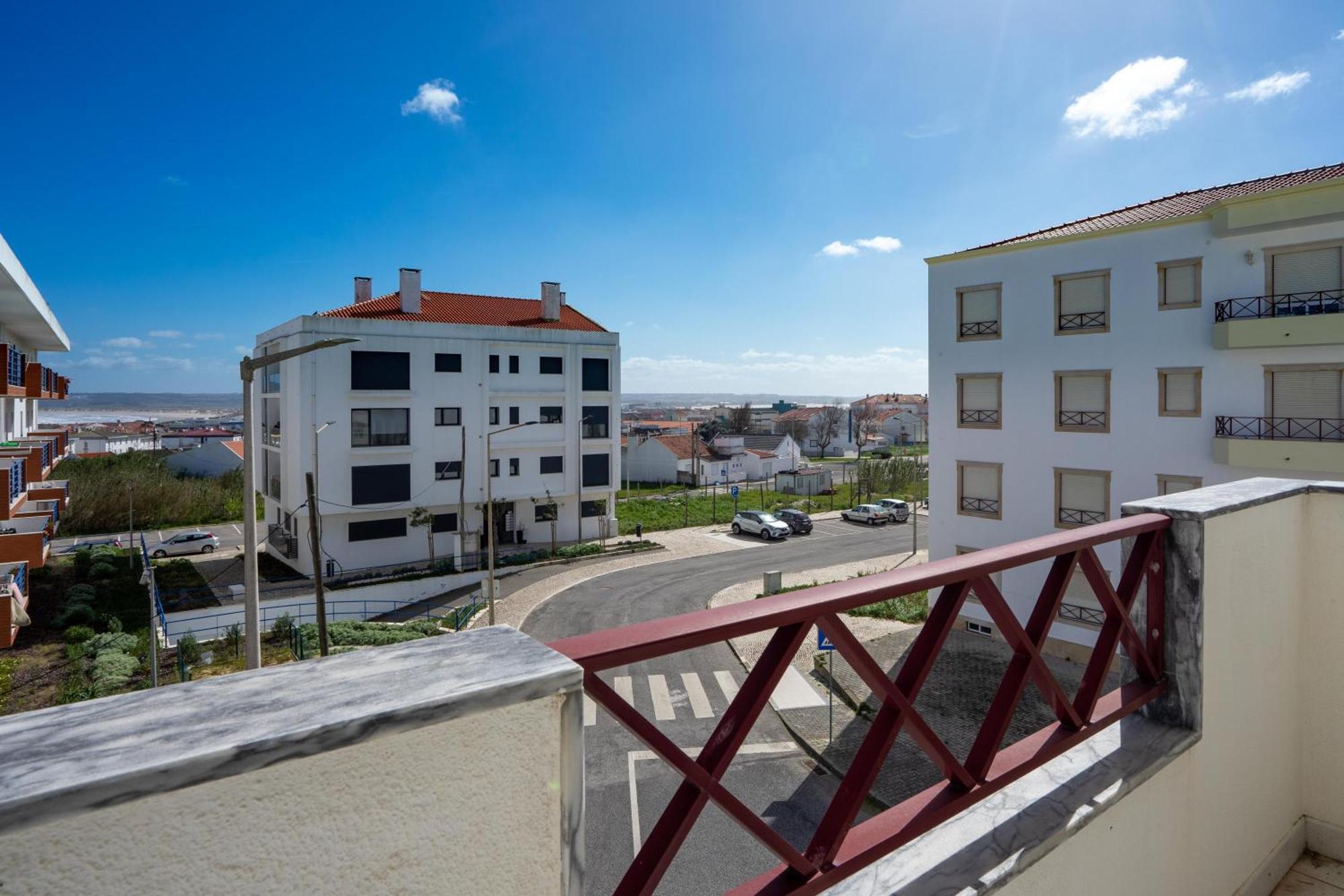 Peniche Sun & Surf Apartment Extérieur photo